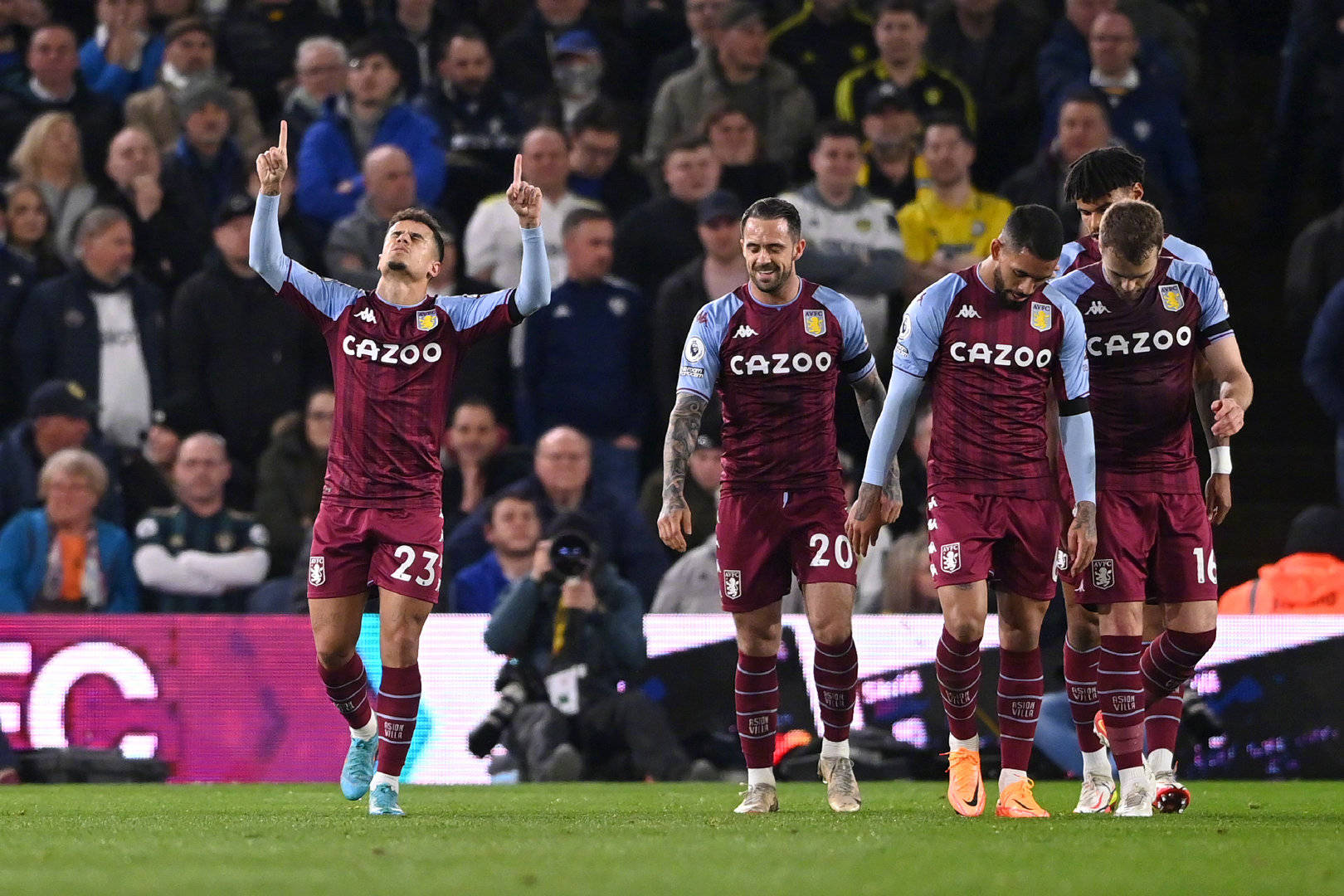 的带领下 的带领下